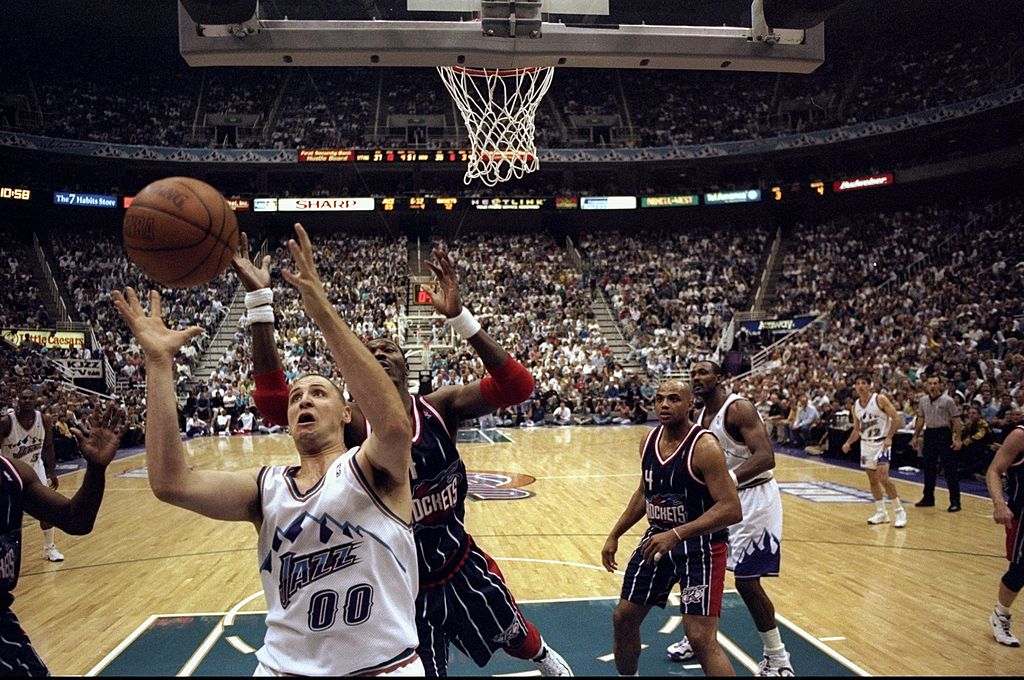 Serie 'Camisetas NBA': vistiendo a antiguos colosos
