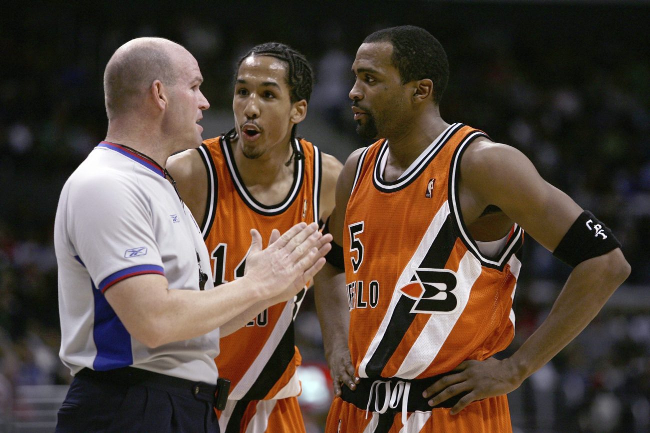Serie 'Camisetas NBA': vistiendo a antiguos colosos